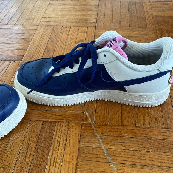 Nike Air Force One sneakers - Picture 6 of 9